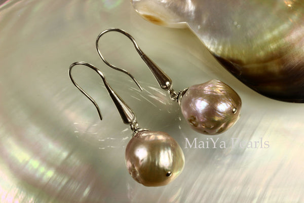 Earrings - Imperfect Beauty of Kasumi-like Freshwater Pearl Purple