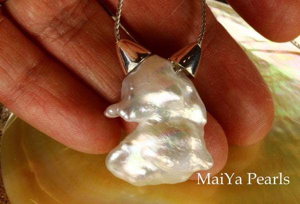 Necklace - Pendant Style - Unique White Keshi Pearl FW