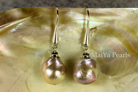 Earrings - Imperfect Beauty of Kasumi-like Freshwater Pearl Purple