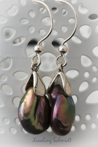 Earrings - Freshwater coin shaped Pearl