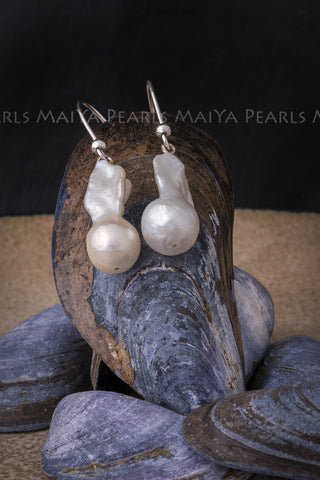Earrings - Baroque Pearls with tail and 925 Sterling Silver Setting