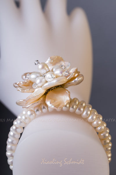 Peach Pearl Bracelet with Flower Brooch