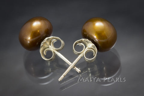 Stud Earrings - Rust-Coloured Button Pearls (orange/brown)