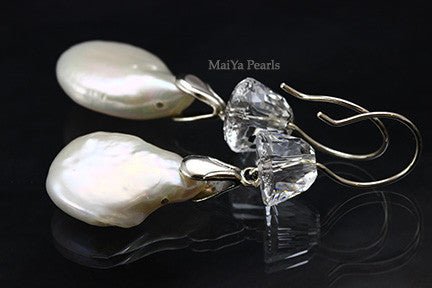 Earrings - Freshwater coin tale Pearl